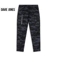 ราคา DAVIE JONES กางเกงจ็อกเกอร์ เอวยางยืด ขาจั๊ม ลายพราง สีดำ Camo Drawstring Joggers in black GP0027 BK (18986418226)