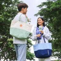 ราคา กระเป๋าผ้า STARBUCKS TWO TONE TOTE BAG (22790917399)