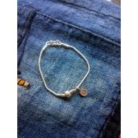 ราคา สร้อยข้อมือเงินแท้ใส่จี้ทรงรีตอกลายพระอาทิตย์ Sale Silver (10542775522)
