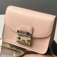 ราคา womens bag genuine Furlaˉwomens cowhide nude pink small square bag fashion (17295020601)