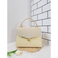 ราคา กระเป๋าผ้าไทย ทรงกล่อง 10 นิ้ว ลายพรพิมล พร้อมสาย อะไหล่ทอง (21546555015)