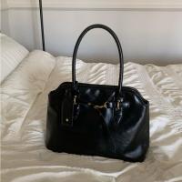 ราคา พร้อมส่งจากไทย กระเป๋าหนังสำหรับถือสไตล์วินเทจหนังสวยมาก I195 (22844576319)
