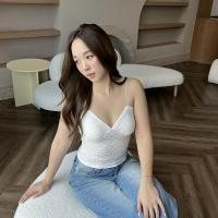 ราคา fiona top สายเดี่ยวลูกไม้เย็บไล่เลเยอร์ by Duex Studio (22530566320)