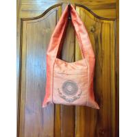 ราคา ย่ามผ้าไหมพระ นักบวช ย่ามพระสงฆ์ ไหมไทย ปักธรรมจักร มีซิป (21926857980)