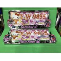 ราคา ป้ายทะเบียนรถยนต์การ์ตูนลายคิตตี้ สีชุบ 1 คู่ 2 ชิ้นหน้าหลัง (10238923193)