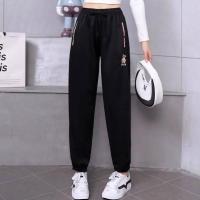 ราคา กางเกงวอร์มแฟชั่น สไตล์เกาหลี แต่งลายหมี กางเกงแฟชั่นนำเข้า สินค้าคุณภาพดี ทรงสวย ทันสมัย ราคาถูก K9673 (22593330553)