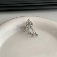 ราคา COCOJEWELRY โบว์จิ๋วที่หนีบผมปากปลาฉลามเล็กน่ารักผมเจ้าหญิงอุปกรณ์เสริม2024หวานและเย็นใหม่ (22720421020)