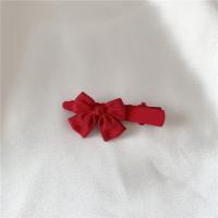 ราคา กิ๊ฟหนีบผมชุดสีแดงเกาหลีน่ารักกิ๊บติดผมม้าหวานสำหรับผู้หญิงของขวัญวันเกิดของนักเรียน (21244049381)