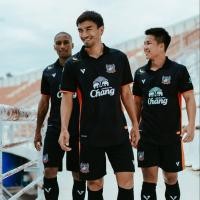 ราคา VOLT เสื้อฟุตบอลเยือน สุพรรณบุรี เอฟซี สีดำ ของแท้ VECTOR 001 SUPHANBURI FC AWAY JERSEYS 2023 24 (21729787053)