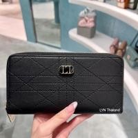 ราคา กระเป๋าสตางค์LYN รุ่น PRIVE CRISP LONG WALLET (18515995331)