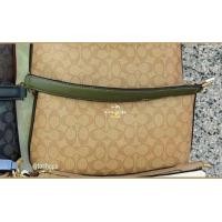 ราคา มาใหม่ กระเป๋าสะพาย COACH ทรงเลวิท กระเป๋าผู้หญิงแฟชั่น สวย ขนาด 12 รหัส886 (22452920014)