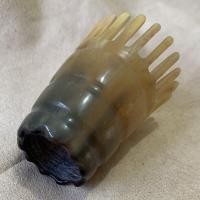 ราคา หวีเขาจามรีของแท้หวีเขาควายไซส์ใหญ่หนาพิเศษแบบธรรมชาติหวีนวดเส้นลมปราณของขวัญสลักตัวอักษรสำหรับผู้ชายและผู้หญิงหวีนวดศีรษะ (14114201856)