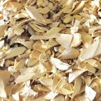 ราคา 500 กรัม รากปลาไหลเผือก หรือตงกัตอาลี หั่นชิ้น เป็นสมุนไพรที่ดี และมีประโยชน์มาก (21593365823)