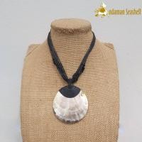 ราคา Andaman seashell สร้อยคอเครื่องประดับ Necklace Beach fashion จากลูกปัด จี้จากเปลือกหอยมุกแท้ 3 29 (10243892226)