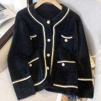 ราคา Suysuy พร้อมส่ง เสื้อคลุม แขนยาว แต่งกระดุมมุกติดเพชร เก๋ๆแนวเกาหลี ผ้านุ่มน่ารักมาก กระเป๋าใช้งานได้ งานไหมพรมขนมิ้ง (22848876097)