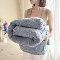 ราคา ผ้าห่มสองด้าน สไตล์ ins ลายดอกไม้ Polyester Taffeta ตารางฟุตบอล มีความหนา นุ่มมาก ขนไม่หลุดร่วง สีทึบ เกรดA ผ้าห่ม ขนาด 6ฟุต ผ้าห่มนาโน Fleece Blanket (22827323955)