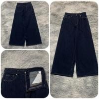 ราคา GU กางเกงยีนส์เอวสูง ขากว้าง มือสองงานแบรนด์ จียู รุ่นนี้ทรงสวย (22263517610)