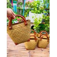 ราคา กระเป๋ากระจูดขนาด 6 8 นิ้วงานหูไม้ มุม ไม่มีซับ งานจริงสวยมาก (19499626996)