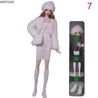 ราคา ชุดเสื้อผ้าขนเทียมสีขาวสำหรับตุ๊กตาบาร์บี้ชุดเสื้อโค้ทชุดเดรสกระเป๋าถุงเท้ารองเท้าบูท1 6ตุ๊กตาของเล่นเด็ก (21736634731)