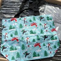 ราคา Kiehls Christmas Reversible Tote Bag กระเป๋าผ้าใบได้สองด้าน (22870709326)