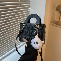 ราคา แฟชั่น High End COMMUTER กระเป๋าถือผู้หญิง 2023 ใหม่กระเป๋าสะพายผ้า Casual Zipper ปิดกระเป๋าสี่เหลี่ยมเล็ก (19862760565)