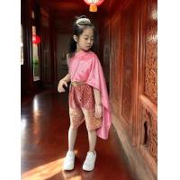 ราคา พร้อมส่ง ชุดไทยเด็กหญิง ชุดสไบเด็กหญิง 1 8 ปี ชุดสไบเด็กลายดอก แถมเข็มขัดและสร้อยสังวาลย์ (22122040020)