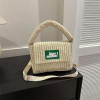 ราคา พร้อมส่ง กระเป๋าสะพายข้างสไตล์ใหม่ กระเป๋าสะพายกำมะหยี่ (21650853716)