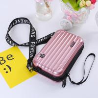 ราคา 2024 ใหม่ผู้หญิงMiniกระเป๋าเดินทางCrossbodyกระเป๋าซิปปิดBrightผ้าไหมเลื่อมองค์ประกอบธนบัตรขนาดใหญ่คลิปผู้ถือบัตร (22331776849)