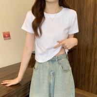 ราคา เสื้อยืดสตรีสีทึบ เสื้อครอป สีดำและสีขาว (22383529597)