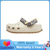 ราคา ของแท้พิเศษ Crocs Classic Hiker Ikat Clogs White Tan Shoes Non Slip Thick Sole Beach Sandals 208052 2YC The Same Style In The Store (22410110118)