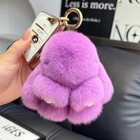 ราคา พวงกุญแจรถยนต์รูปกระต่ายน้อยตุ๊กตาขนกระต่ายน่ารักที่ห้อยกระเป๋ามินิตุ๊กตาขนฟูเครื่องประดับห้อยแกล้งตายกระต่าย (21429973649)