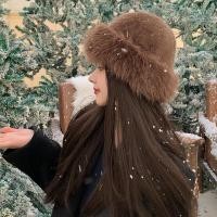 ราคา หมวกชาวประมงขนปุยหนาสำหรับผู้หญิงฤดูหนาวฝาครอบป้องกันหูผ้ากำมะหยี่กันลมหมวกอบอุ่นแฟชั่นหมวกปานามาผู้หญิง (22678647111)