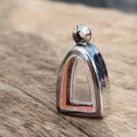 ราคา กรอบพระ ตลับพระสเเตนเลสแบบเรียบ ตลับพระ รูปหล่อ เล็ก กรอบกระจกใน 2 1 4 cm พระเครื่อง กรอบพระ (22864574971)