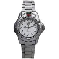 ราคา นาฬิกาข้อมือผู้ชาย Wilson Quartz ขนาดตัวเรือน 38 มม ตัวเรือน สาย Stainless steel สีเงิน (22220217258)