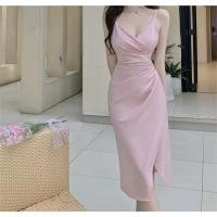 ราคา เดรสผู้หญิง แฟชั่น คล้องคอ เปิดหลัง แขนกุด น่ารัก รัดรูป ออกงาน เรียบหรู ไปทะเล blue dress เดรสสายเดี่ยว (22847405866)