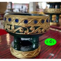 ราคา ขันโตกไม้ ขันโตก พานไม้ สีเขียวมรกต 4 ไซส์ พานโตกลายหนอน แต่งเส้นทองลายไทย กลมกลืนประดับกระจก ในโทนสีเย็นกระจกน้ำเงิน และหลากสีสัน (11547567267)