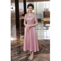 ราคา M 3XL The classic เดรสลูกไม้ออกงาน ใช้ผ้าลูกไม้เนื้อดีขึ้นลายปักดอกไม้ ลายแน่นปักชัดสวย ช่วงล่างใช้ผ้าวาเลนติโน่ซาติน Premium (21154051471)