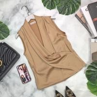 ราคา FEMME ISSUE สินค้าขายดี เสื้อแขนกุดคอไขว้หน้าซาติน เสื้อทำงาน เสื้อออกงาน เสื้อแขนกุด เสื้อซาติน (17640819922)