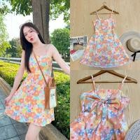 ราคา มินิเดรสสายเดี่ยวลายดอกไม้สีส้ม งานผูกโบว์ด้านหลัง (21904301656)