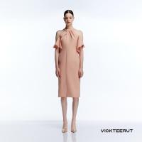 ราคา VICKTEERUT ราคาปกติ 15800 Re Edition Off Shoulder Halter Neck Sheath Dress เดรสเปิดไหล่ ทรงสอบ (22306008411)