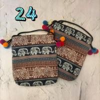 ราคา กระเป๋าสะพายยาว งานผ้าฝ้ายลายช้าง แต่งพู่ มีซิป สายเชือกดำ สายแม้ว (21436445957)