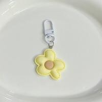ราคา จี้พวงกุญแจ รูปดอกไม้น่ารัก สีแคนดี้ สําหรับห้อยกระเป๋า หูฟัง DIY (22683035015)
