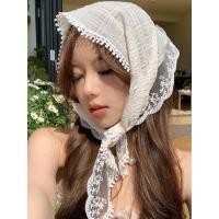 ราคา Mystique Boutiqu ผ้าพันหัวผ้าพันหัวสามเหลี่ยมลายดอกไม้ฝรั่งเศสสำหรับผู้หญิงผ้าพันคอสามเหลี่ยมเรียบง่ายผ้าพันคอผ้าไหมเครื่องประดับที่คาดผมแบบผ้า (22599599459)