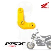 ราคา ฝาครอบข้างไฟหน้า หูไฟเลี้ยว MSX 125 เก่า ข้างซ้าย ของแท้ศูนย์ HONDA สีเหลือง รหัส 61332 K26 900ZF จัดส่ง Kerry มีเก็บเงินปลายทาง (2061626103)