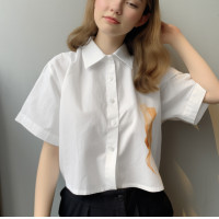 ราคา พร้อมส่ง Closet Crush Cotton Candy เสื้อเชิ้ตครอปแขนสั้นแต่งลายสีขาว (22755101321)