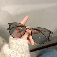 ราคา ORTS TR90 Photochromic Retro Round Metal Frame Glasses for Men and Women (21767845610)