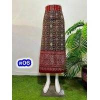 ราคา ผ้าถุงสำเร็จผ้าฝ้ายสีครามตีนแดง ผ้าถุงป้ายตะขอ เอวฟรีไซส์SS 42 (22872453500)