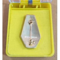 ราคา เข็มถวายพระเพลิง พร้อมกล่อง เข็มที่ระลึก ในหลวง ร 9 งานสวย ละเอียด คมชัด (22880160926)