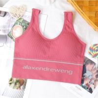 ราคา สปอร์ตบราเว้ารูปตัว U แฟชั่น ไร้ขอบแบบสวม เสริมฟองน้ำ พร้อมส่งจากไทย (20524073236)