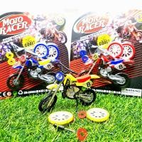 ราคา armtoy ของเด็กเล่นรถมอเตอร์ไซค์วิบาก เด็ก สามารถเปลี่ยนล้อได้ขนาด10cm คละสี (22660612231)